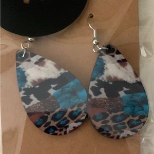 I can make literally anything you want on them I love cow print though.